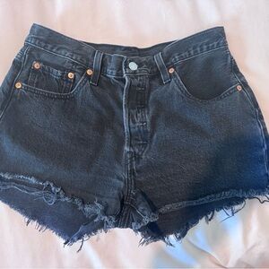 Black Levi’s 501 Shorts. Size 29.